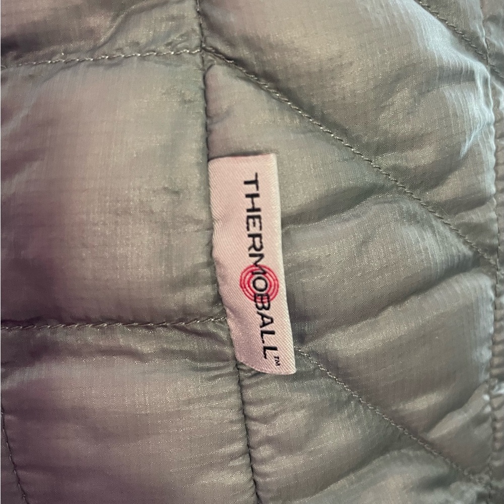 The North Face Thermoball Women's Quilted Gray Puffer Jacket - Picture 6 of 8